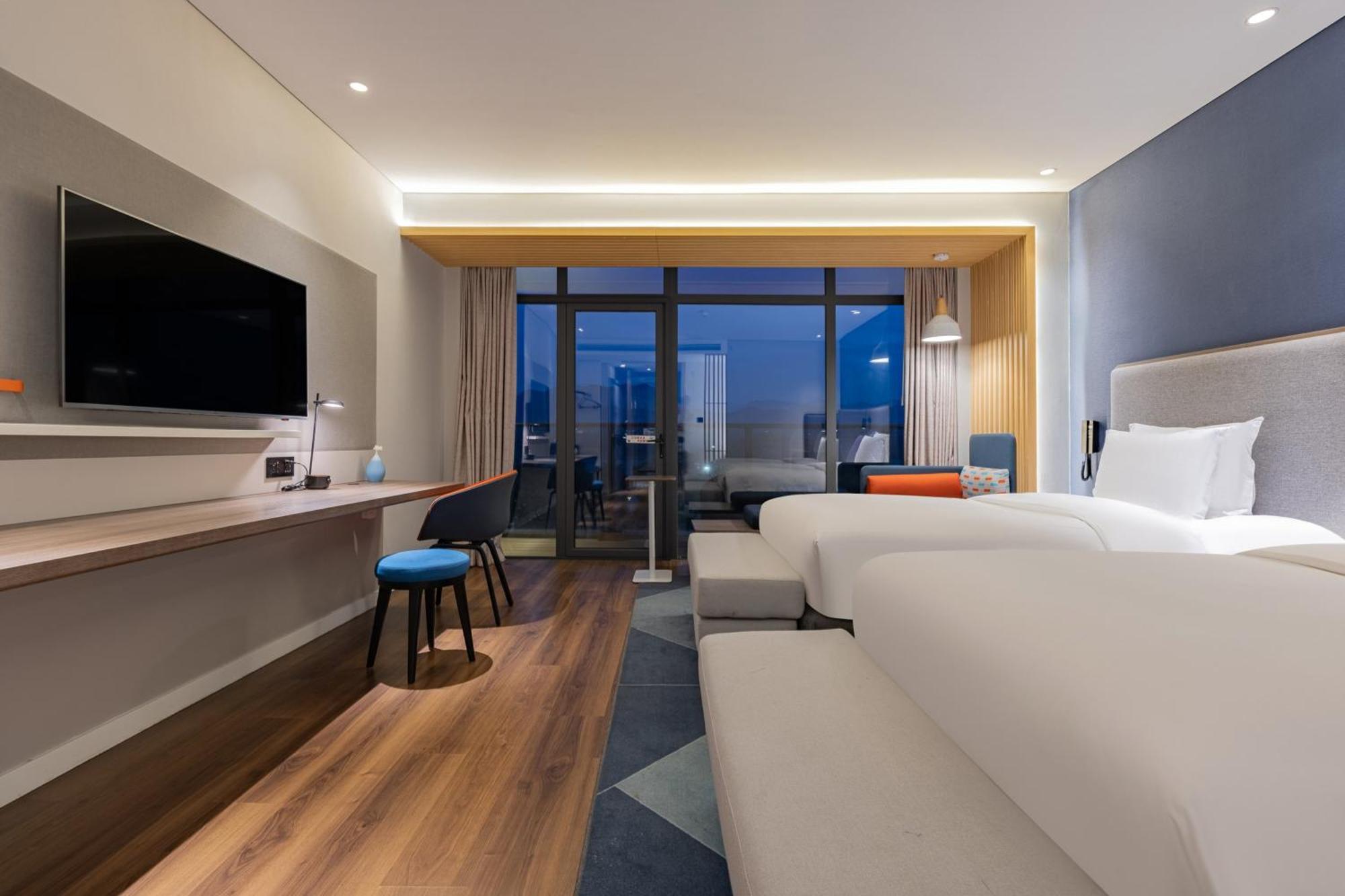 Holiday Inn Express Yichang Riverside By Ihg Bagian luar foto