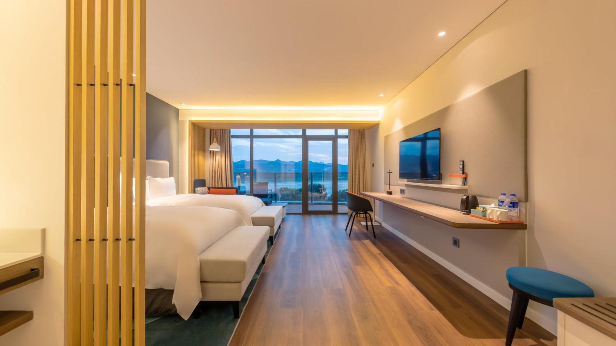Holiday Inn Express Yichang Riverside By Ihg Bagian luar foto